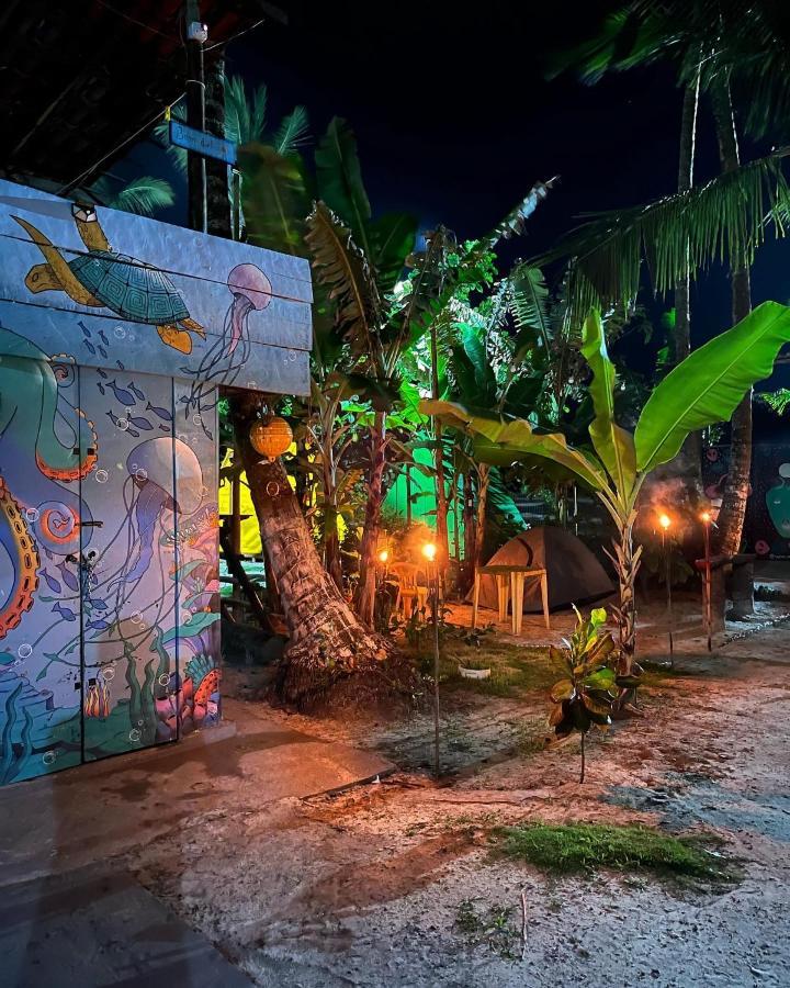Vila Dos Gnomos Paraiso Mistico Pe Na Areia Ilheus Exterior photo